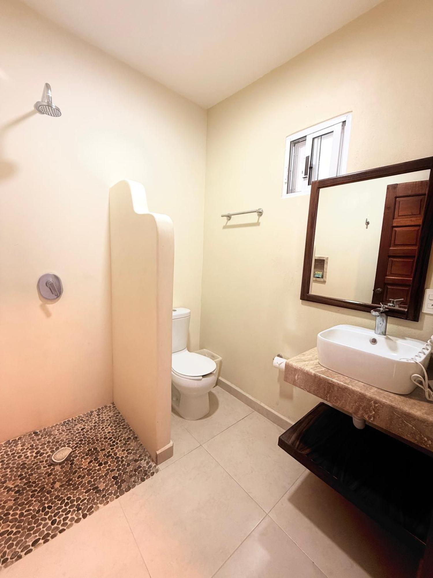Hotel Villas Ema Zihuatanejo Exterior photo